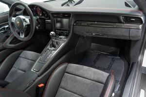 Porsche 911 Carrera GTS Coupe Rennsport Reunion 2016 года 